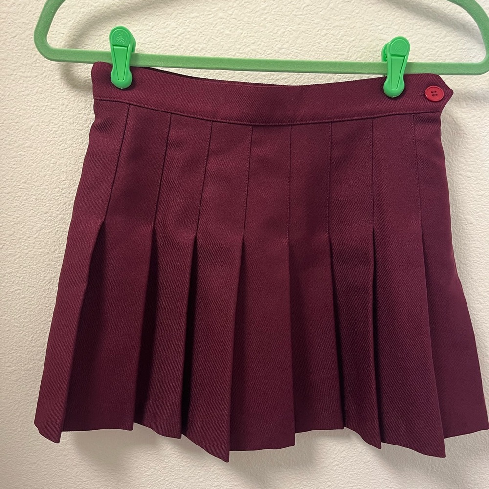 American Apparel Burgundy Pleated Mini Skirt